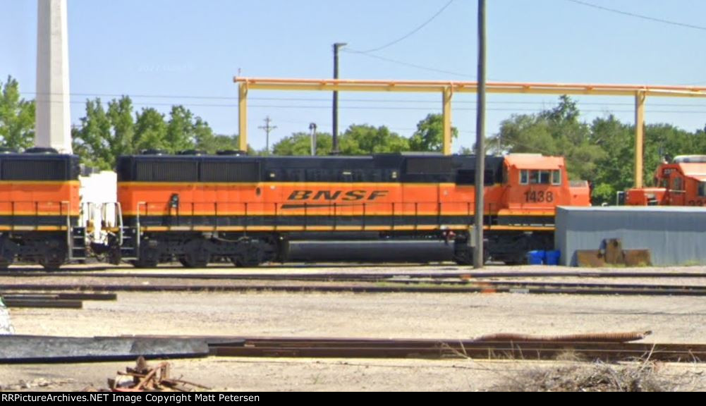 BNSF 1438